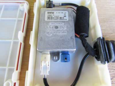 BMW USB Hub Unit Module Antenna Input 84109123739 5, 6, 7 Series3